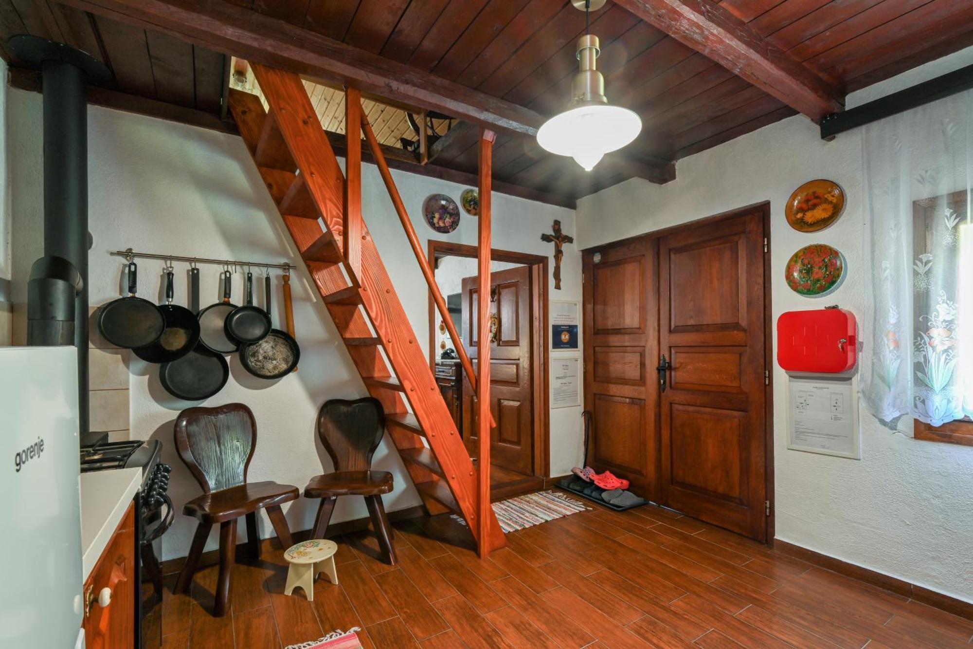Vizovlje Villa Pepeljuga Kuca Za Odmor מראה חיצוני תמונה