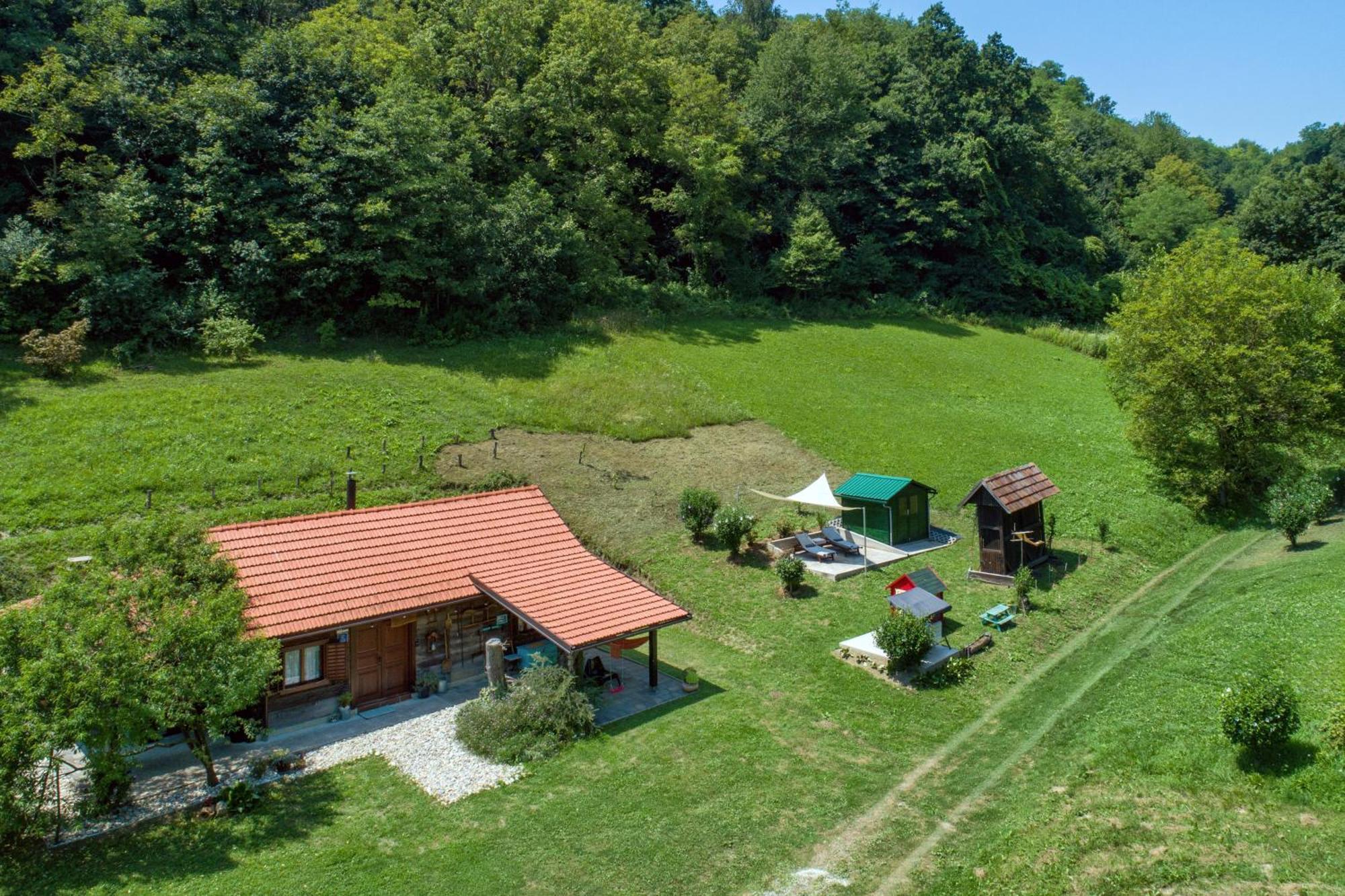 Vizovlje Villa Pepeljuga Kuca Za Odmor מראה חיצוני תמונה