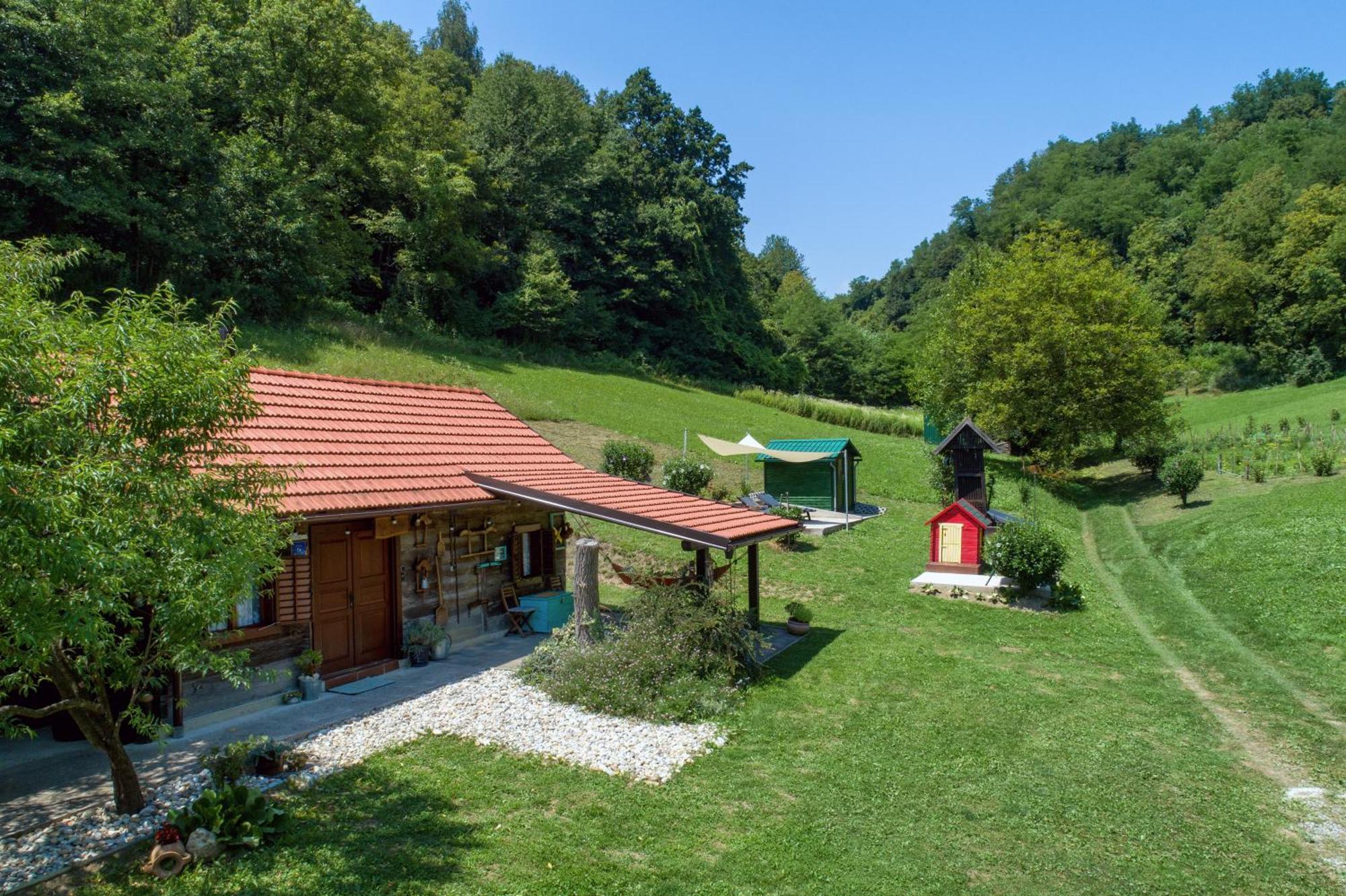Vizovlje Villa Pepeljuga Kuca Za Odmor מראה חיצוני תמונה